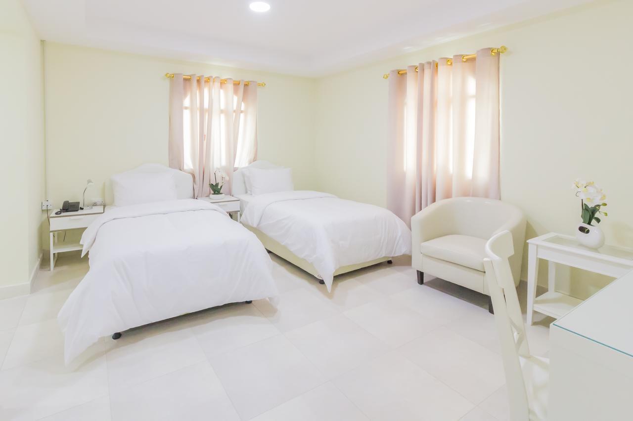 Al Jisr Hotel مسقط المظهر الخارجي الصورة