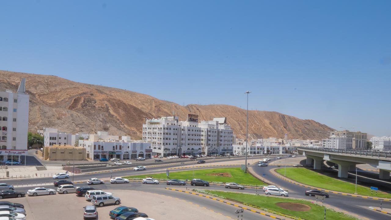 Al Jisr Hotel مسقط المظهر الخارجي الصورة